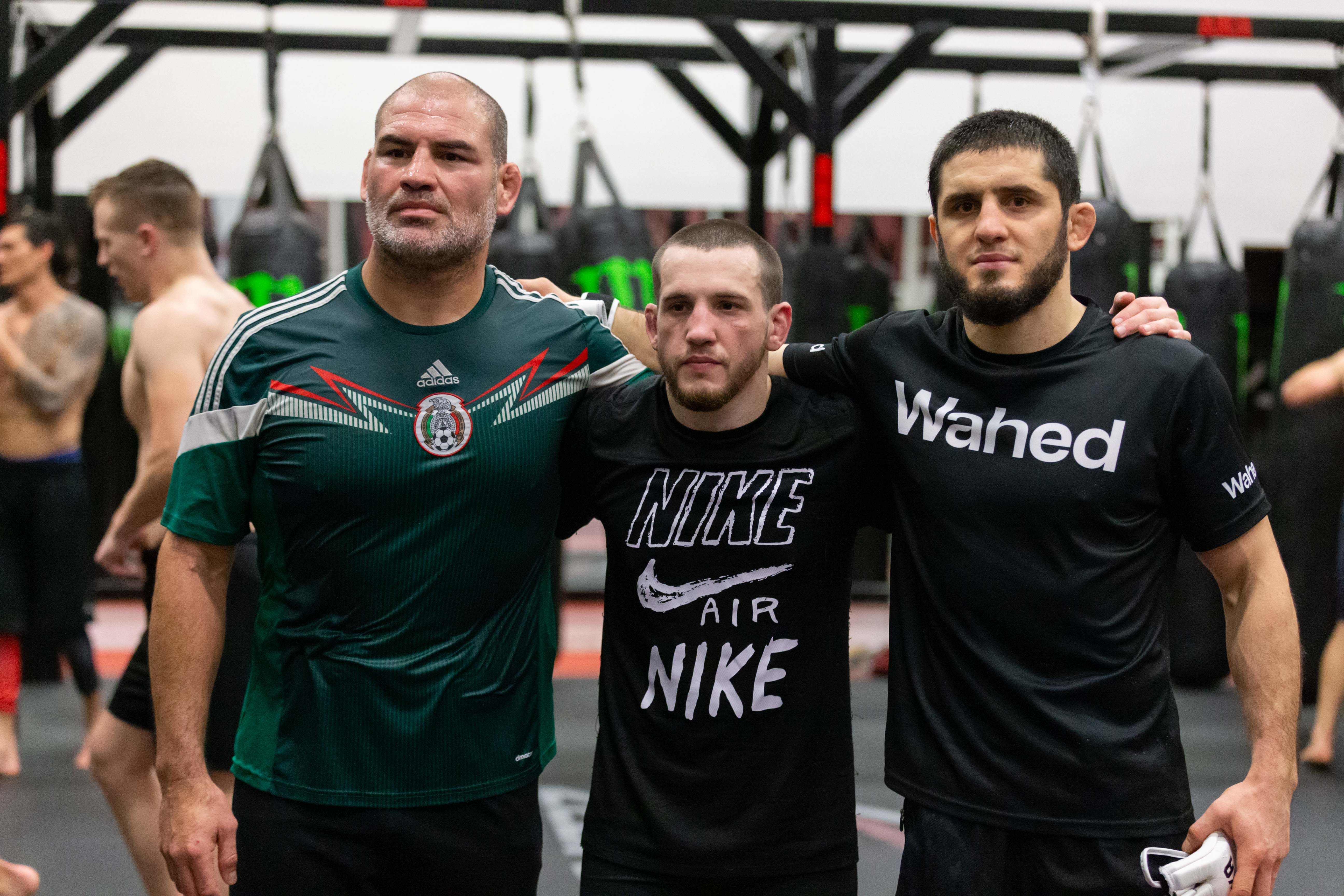 Cain Velasquez, Coach David, and Islam Makhachev